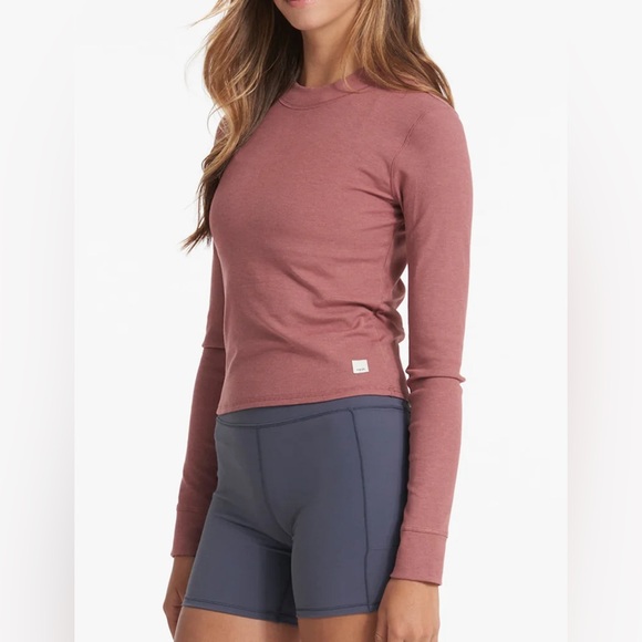 Vuori Long-Sleeve Mudra Fitted Tee - Picture 3 of 6